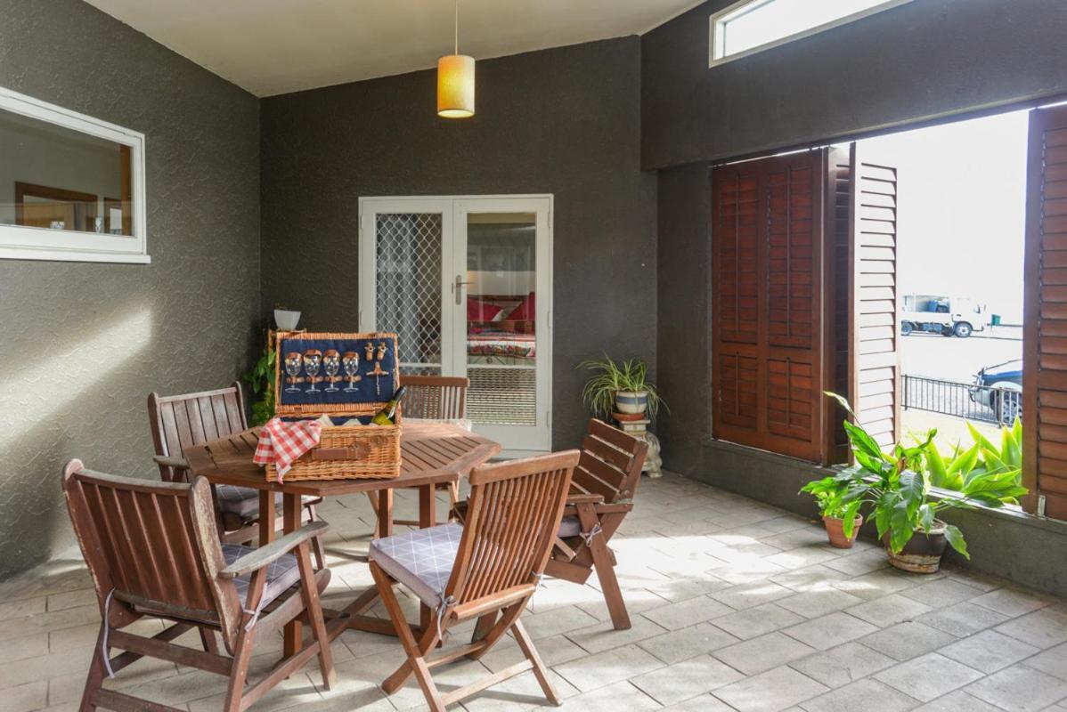 Breakwater Cottage - Napier Holiday Home Bagian luar foto